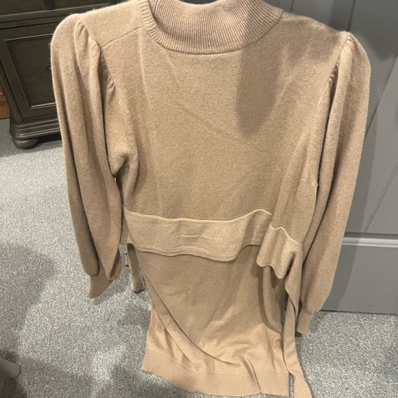 Cashmere sweater dress - Picture 4 of 4